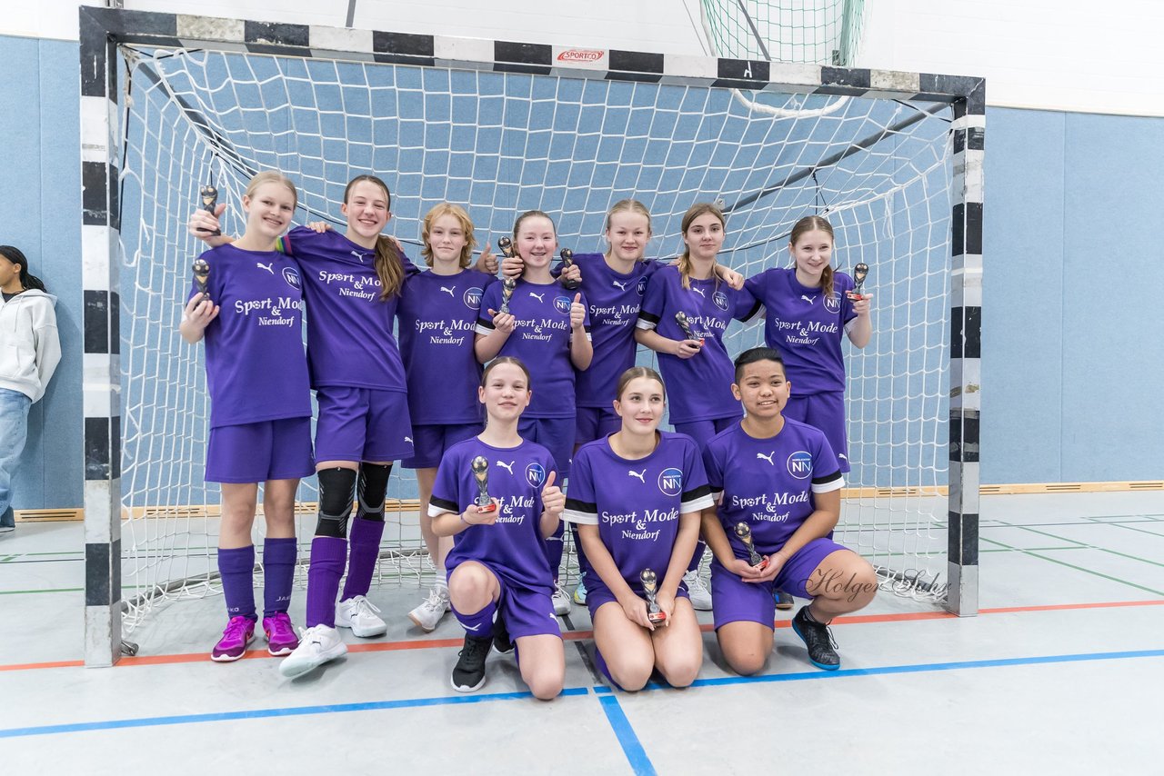 Bild 73 - C-Juniorinnen 2 Loewinnen Cup